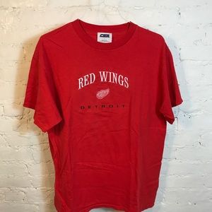 VTG 90s Detroit Red Wings embroidered shirt